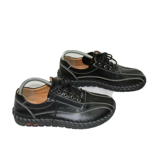 Menico Stitched Soft Leather Shoes Men 41 U.S 8 Casual Moccasin Style Loafers - Picture 1 of 5